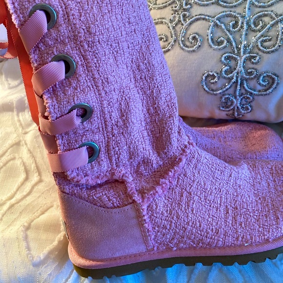 Pink Heirloom Lace Up Grosgrain Trim Boots pink 7 1/2 - Picture 5 of 9